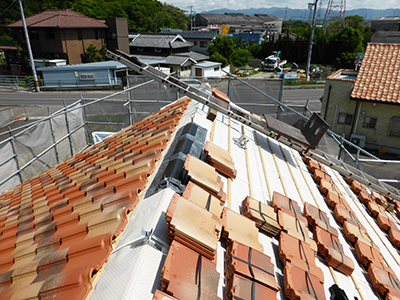 屋根工事、外壁工事、天井・壁下地等木工事・写真